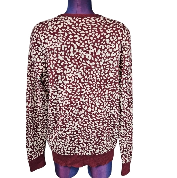 Lands' End Maroon White Leopard Print Supima Cotton Cardigan Sweater Size Large - Picture 5 of 7